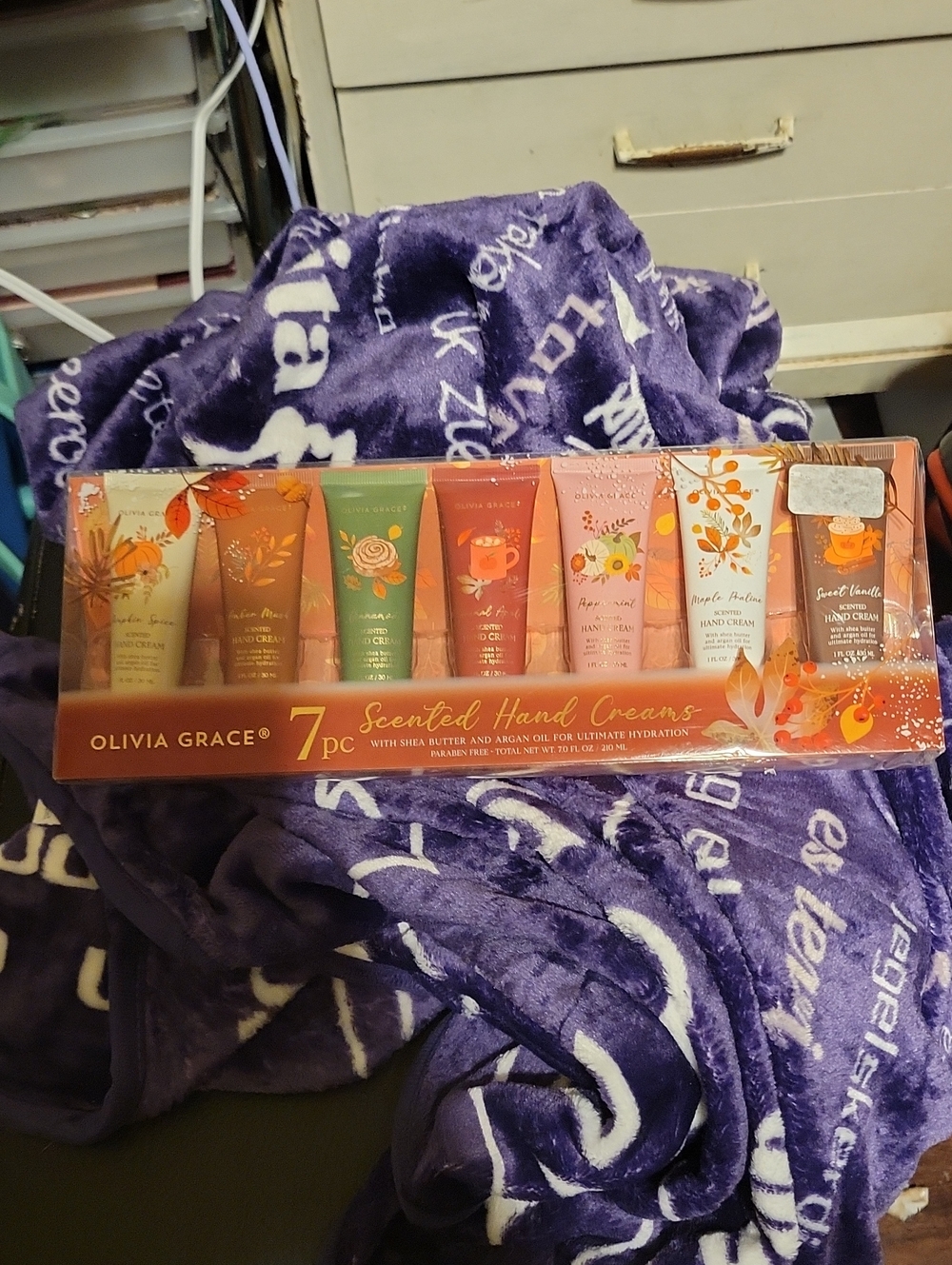 Olivia Grace 7-Piece Scented Hand Cream Gift Set - Assorted Colors